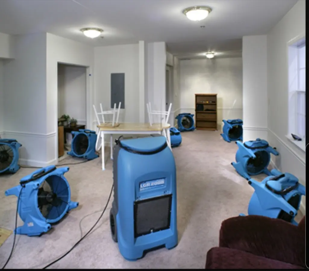 Air movers and dehumidifier setup for Water Extraction & Removal in North Londonderry